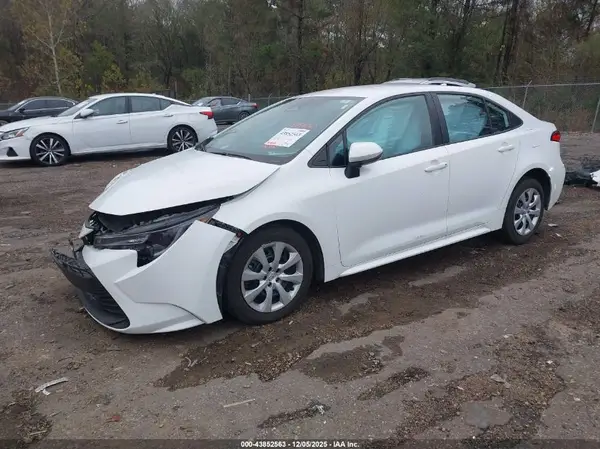 5YFB4MDEXRP168533 2024 TOYOTA COROLLA - Image 2