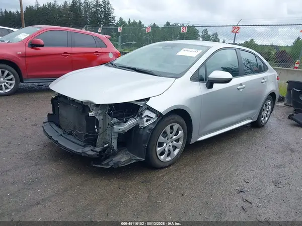 5YFB4MDEXRP169701 2024 TOYOTA COROLLA - Image 2
