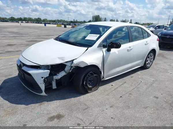 5YFB4MDEXRP187485 2024 TOYOTA COROLLA - Image 2