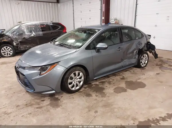 5YFB4MDEXRP194145 2024 TOYOTA COROLLA - Image 2