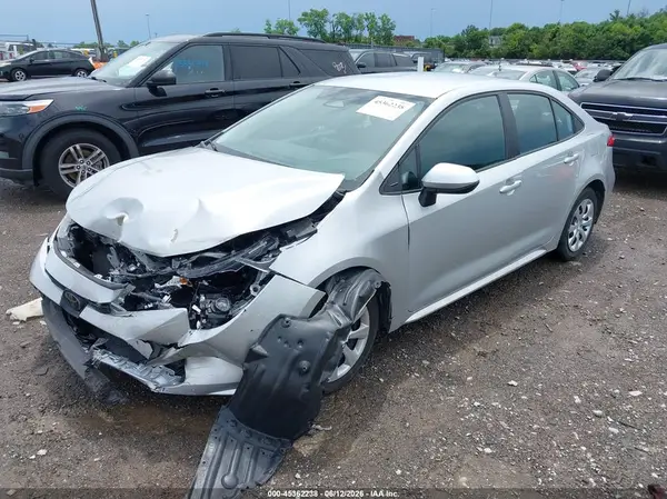 5YFB4MDEXRP194730 2024 TOYOTA COROLLA - Image 2