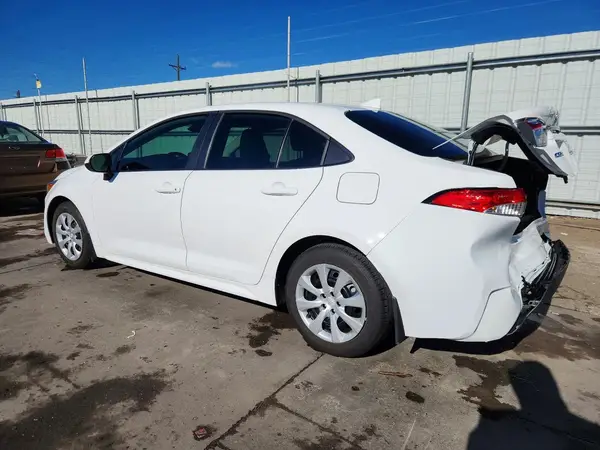 5YFB4MDEXRP220453 2024 TOYOTA COROLLA - Image 2