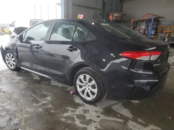 5YFB4MDEXRP221702 2024 TOYOTA COROLLA - Image 2