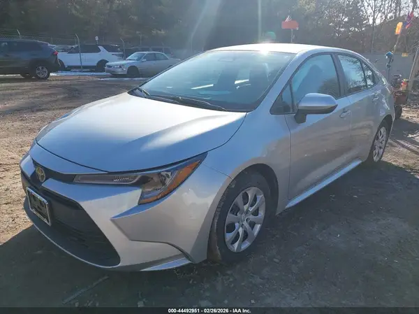5YFB4MDEXRP228410 2024 TOYOTA COROLLA - Image 2