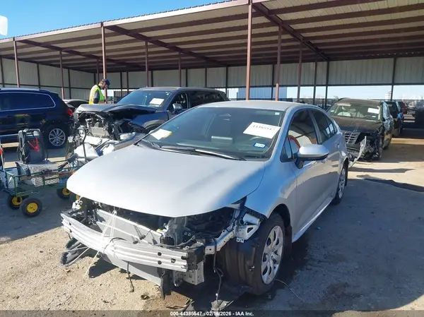 5YFB4MDEXSP238117 2025 TOYOTA COROLLA - Image 2