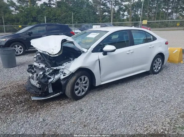 5YFB4MDEXSP239591 2025 TOYOTA COROLLA - Image 2