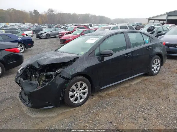 5YFB4MDEXSP244290 2025 TOYOTA COROLLA - Image 2