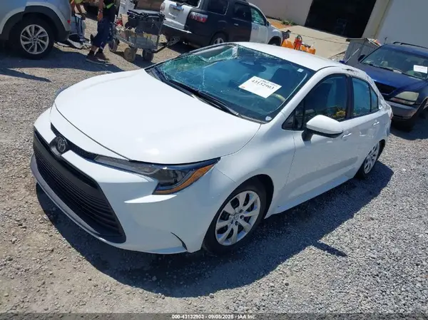 5YFB4MDEXSP248467 2025 TOYOTA COROLLA - Image 2