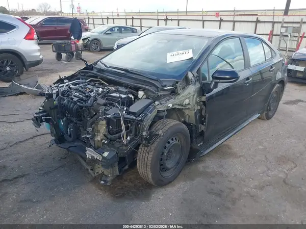 5YFB4MDEXSP249845 2025 TOYOTA COROLLA - Image 2