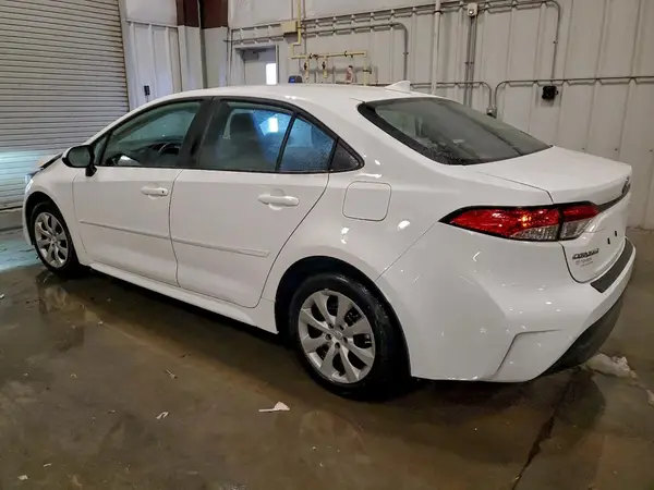 5YFB4MDEXSP250462 2025 TOYOTA COROLLA - Image 2