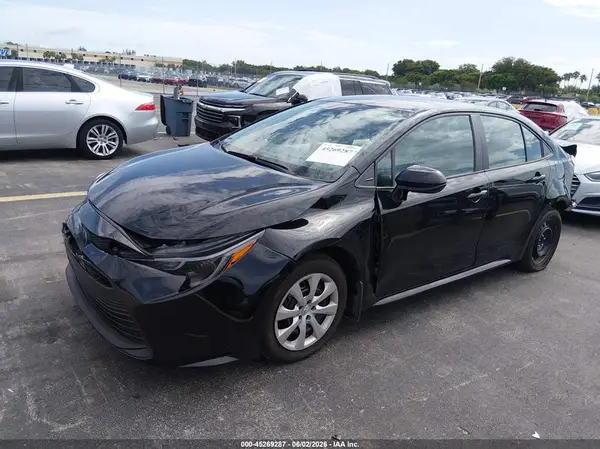 5YFB4MDEXSP252633 2025 TOYOTA COROLLA - Image 2