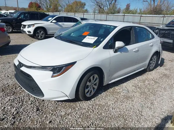 5YFB4MDEXSP252681 2025 TOYOTA COROLLA - Image 2