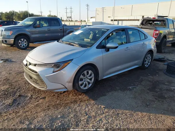 5YFB4MDEXSP261865 2025 TOYOTA COROLLA - Image 2