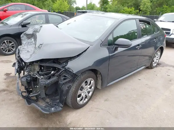 5YFB4MDEXSP263857 2025 TOYOTA COROLLA - Image 2