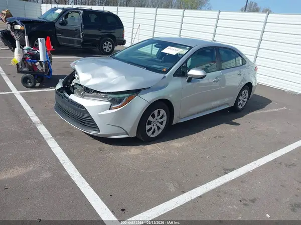 5YFB4MDEXSP267875 2025 TOYOTA COROLLA - Image 2