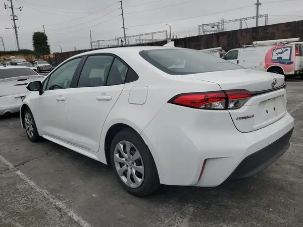5YFB4MDEXSP267939 2025 TOYOTA COROLLA - Image 2