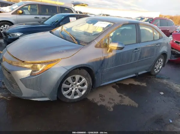 5YFB4MDEXSP269948 2025 TOYOTA COROLLA - Image 2