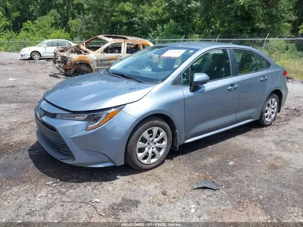 5YFB4MDEXSP277113 2025 TOYOTA COROLLA - Image 2