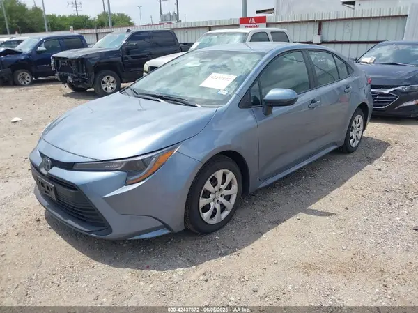 5YFB4MDEXSP284854 2025 TOYOTA COROLLA - Image 2
