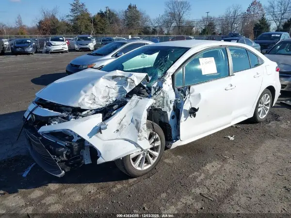 5YFB4MDEXSP285180 2025 TOYOTA COROLLA - Image 2