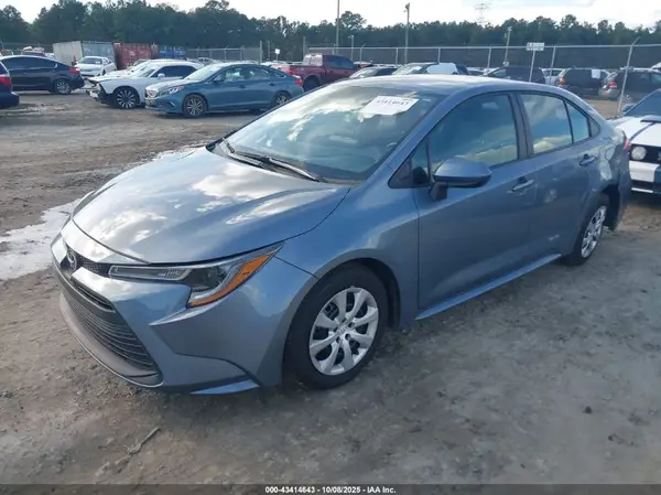 5YFB4MDEXSP289472 2025 TOYOTA COROLLA - Image 2