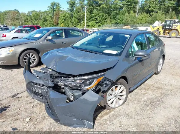 5YFB4MDEXSP302849 2025 TOYOTA COROLLA - Image 2