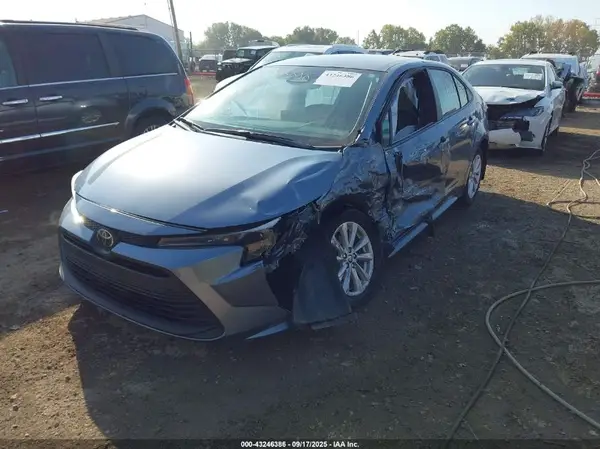 5YFB4MDEXSP316587 2025 TOYOTA COROLLA - Image 2