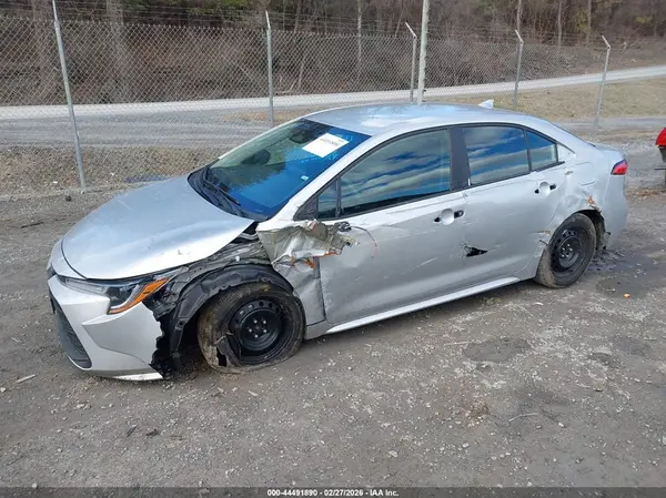 5YFB4MDEXSP320154 2025 TOYOTA COROLLA - Image 2