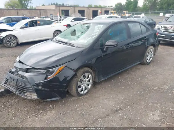 5YFB4MDEXSP324818 2025 TOYOTA COROLLA - Image 2