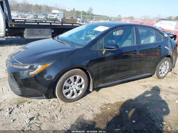 5YFB4MDEXSP332627 2025 TOYOTA COROLLA - Image 2