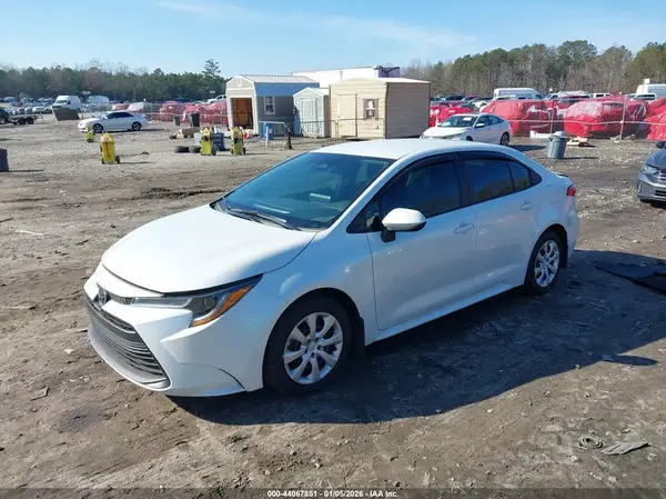 5YFB4MDEXSP333955 2025 TOYOTA COROLLA - Image 2