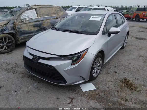 5YFB4MDEXSP335043 2025 TOYOTA COROLLA - Image 2