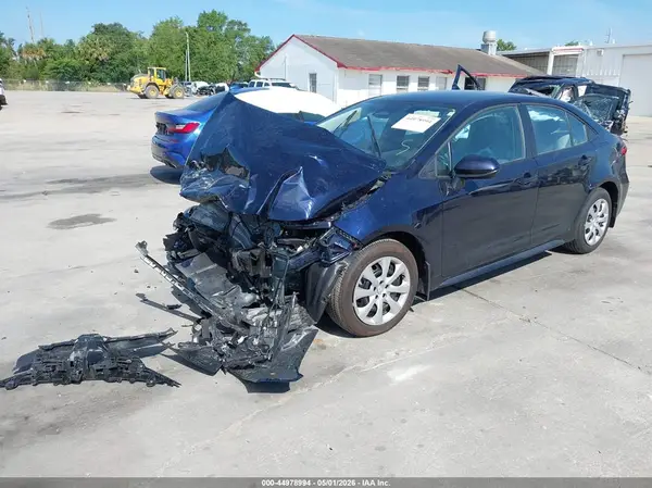 5YFB4MDEXSP335818 2025 TOYOTA COROLLA - Image 2