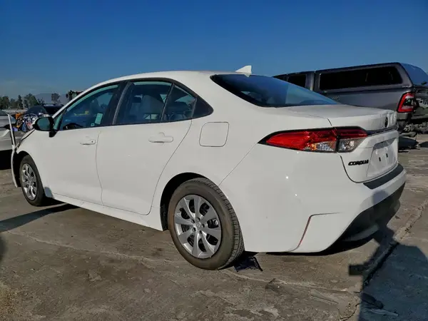 5YFB4MDEXTP369243 2026 TOYOTA COROLLA - Image 2