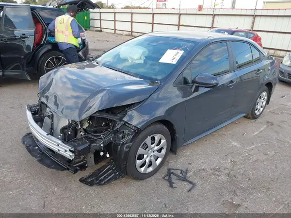 5YFB4MDEXTP372689 2026 TOYOTA COROLLA - Image 2