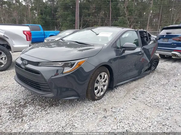 5YFB4MDEXTP382672 2026 TOYOTA COROLLA - Image 2