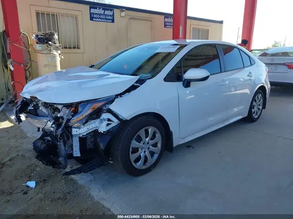 5YFB4MDEXTP383921 2026 TOYOTA COROLLA - Image 2