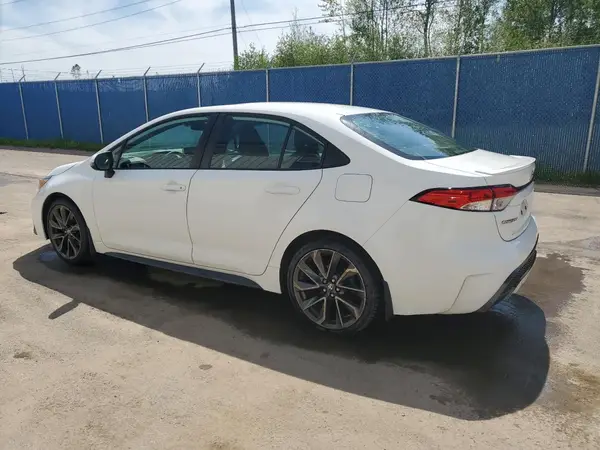 5YFB4RBE5LP003772 2020 TOYOTA COROLLA - Image 2