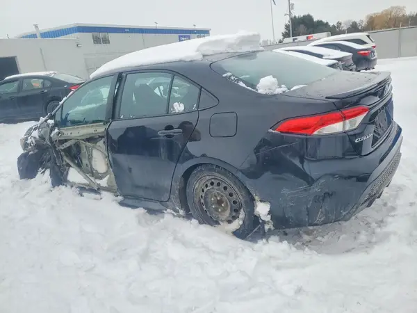 5YFB4RBE5LP046217 2020 TOYOTA COROLLA - Image 2