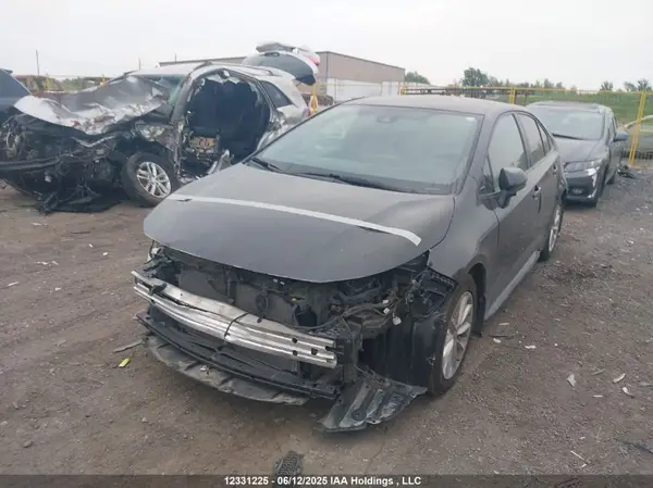 5YFB4RBE7LP013705 2020 TOYOTA COROLLA - Image 2