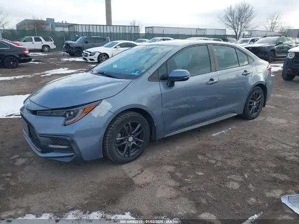 5YFB4RBE7LP026034 2020 TOYOTA COROLLA - Image 2