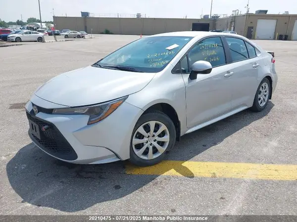 5YFBPMBE0MP206161 2021 TOYOTA COROLLA - Image 2