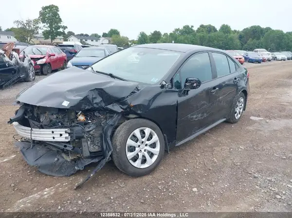 5YFBPMBE0MP244117 2021 TOYOTA COROLLA - Image 2