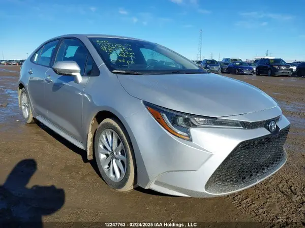 5YFBPMBE0MP251729 2021 TOYOTA COROLLA - Image 1