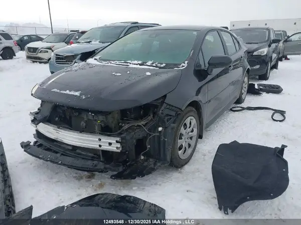 5YFBPMBE0NP272551 2022 TOYOTA COROLLA - Image 2