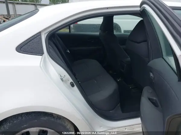 5YFBPMBE0NP324471 2022 TOYOTA COROLLA - Image 8
