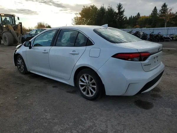 5YFBPMBE0NP326284 2022 TOYOTA COROLLA - Image 2