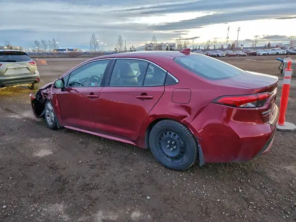 5YFBPMBE0NP353226 2022 TOYOTA COROLLA - Image 2