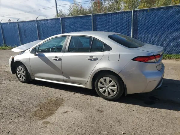 5YFBPMBE1NP297605 2022 TOYOTA COROLLA - Image 2