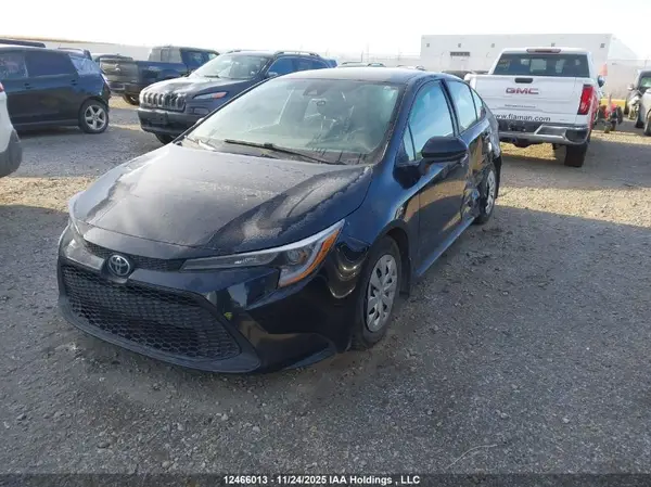 5YFBPMBE1NP349623 2022 TOYOTA COROLLA - Image 2